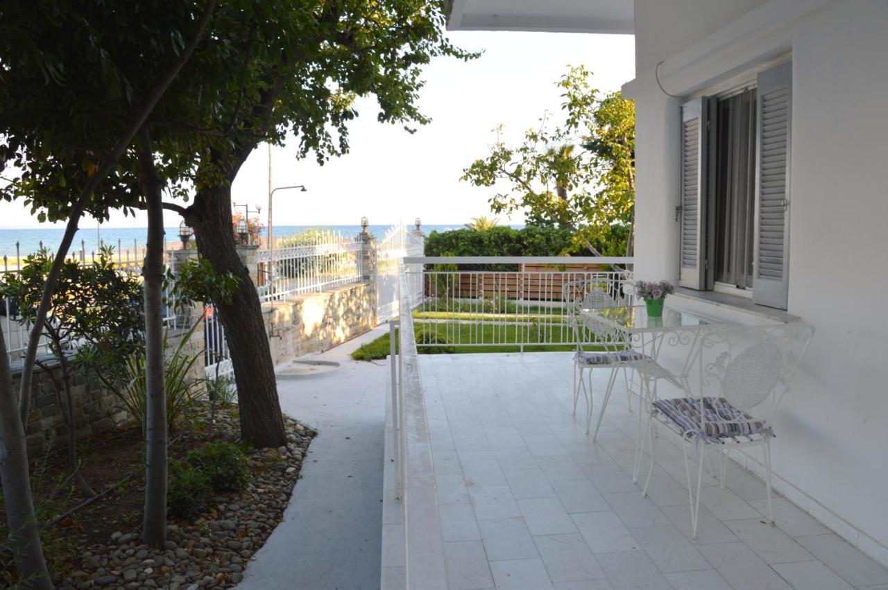 Antony Apartments Nea Plagia Ngoại thất bức ảnh